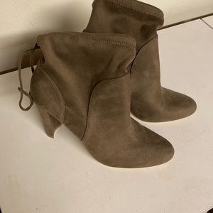 Charles by Charles David Ankle Boots 8.5